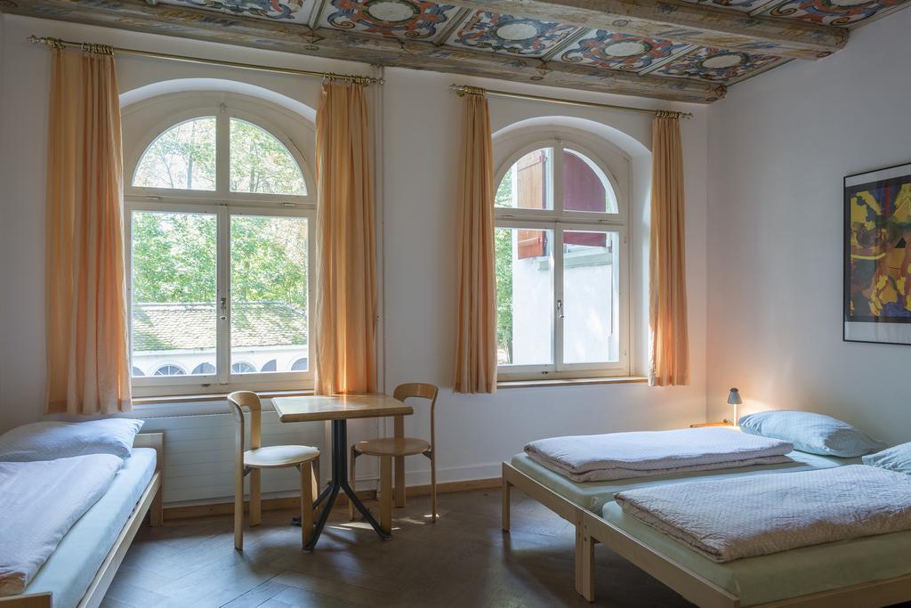 Schaffhausen Youth Hostel Екстериор снимка